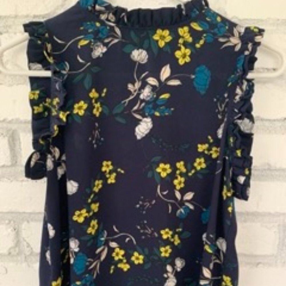 Halogen Ruffle Trim Shell Top